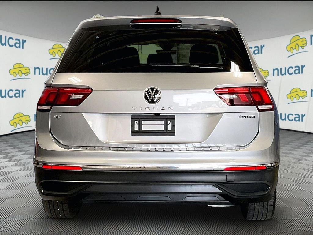 Certified Used 2023 Silver Volkswagen 2.0T SE image 5