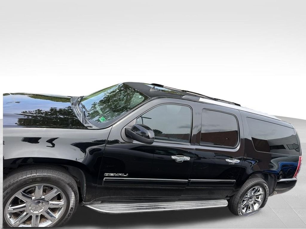 Used 2014 Black GMC Denali image 3