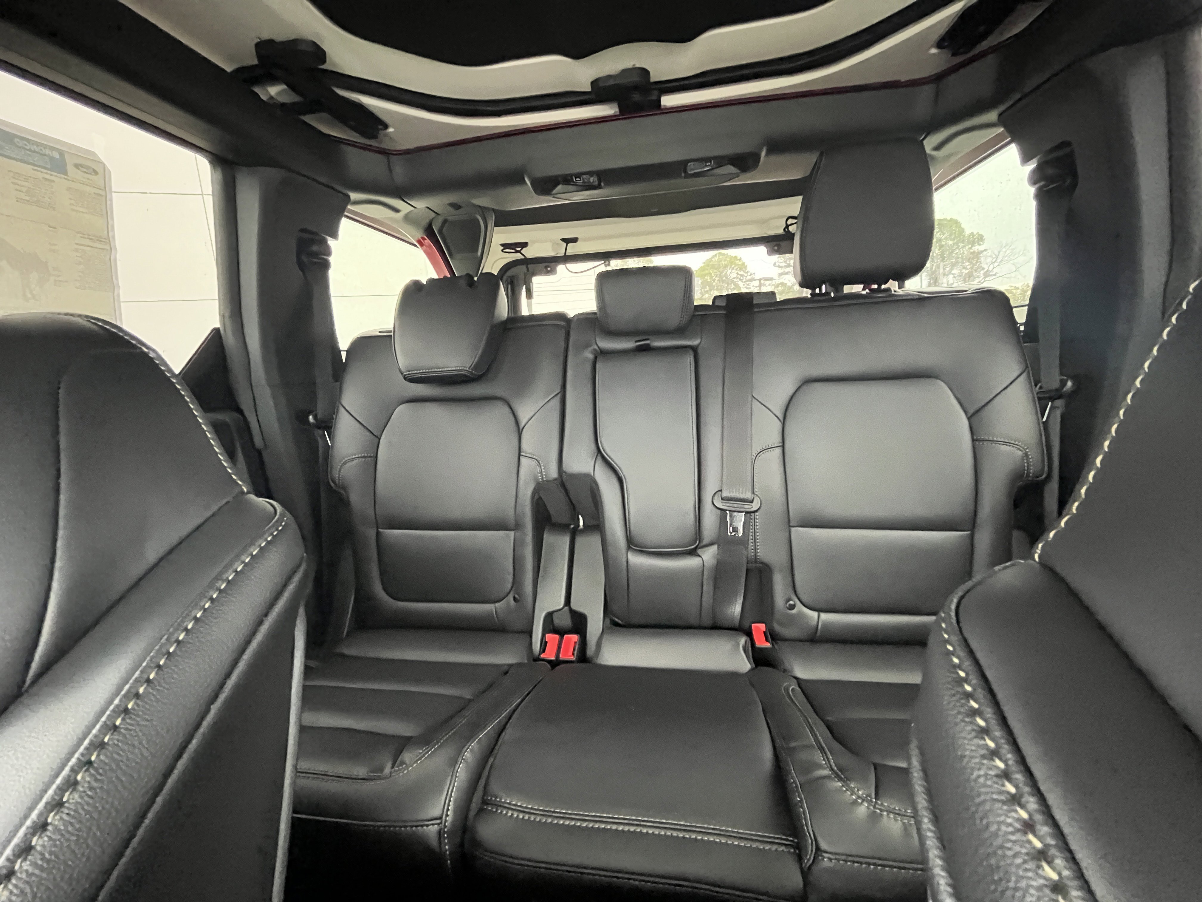 New 2025 Ruby Red Metallic Tinted Clearcoat Ford Badlands® image 18