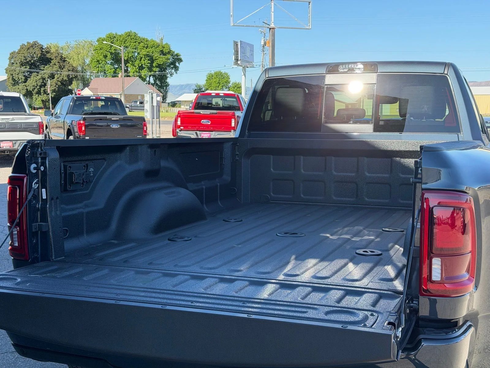 New 2026 Forged Blue Metallic Exterior Paint RAM Laramie image 9