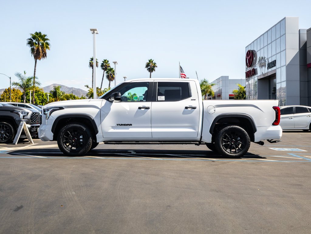 2026 Toyota Tundra SR5 - Photo 6