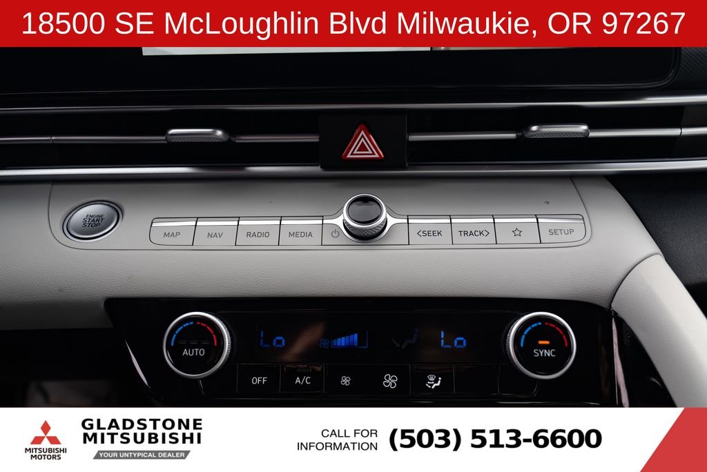 Used 2024 White Hyundai Limited image 16