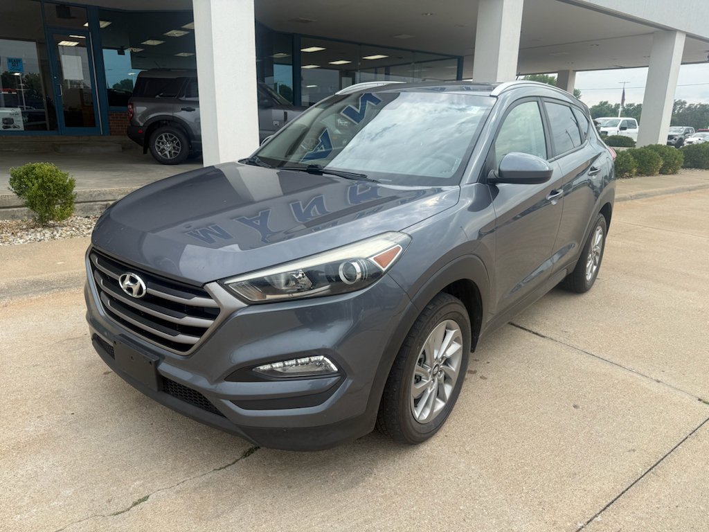 Used 2016 Hyundai Tucson SE with VIN KM8J33A44GU154823 for sale in Manhattan, KS