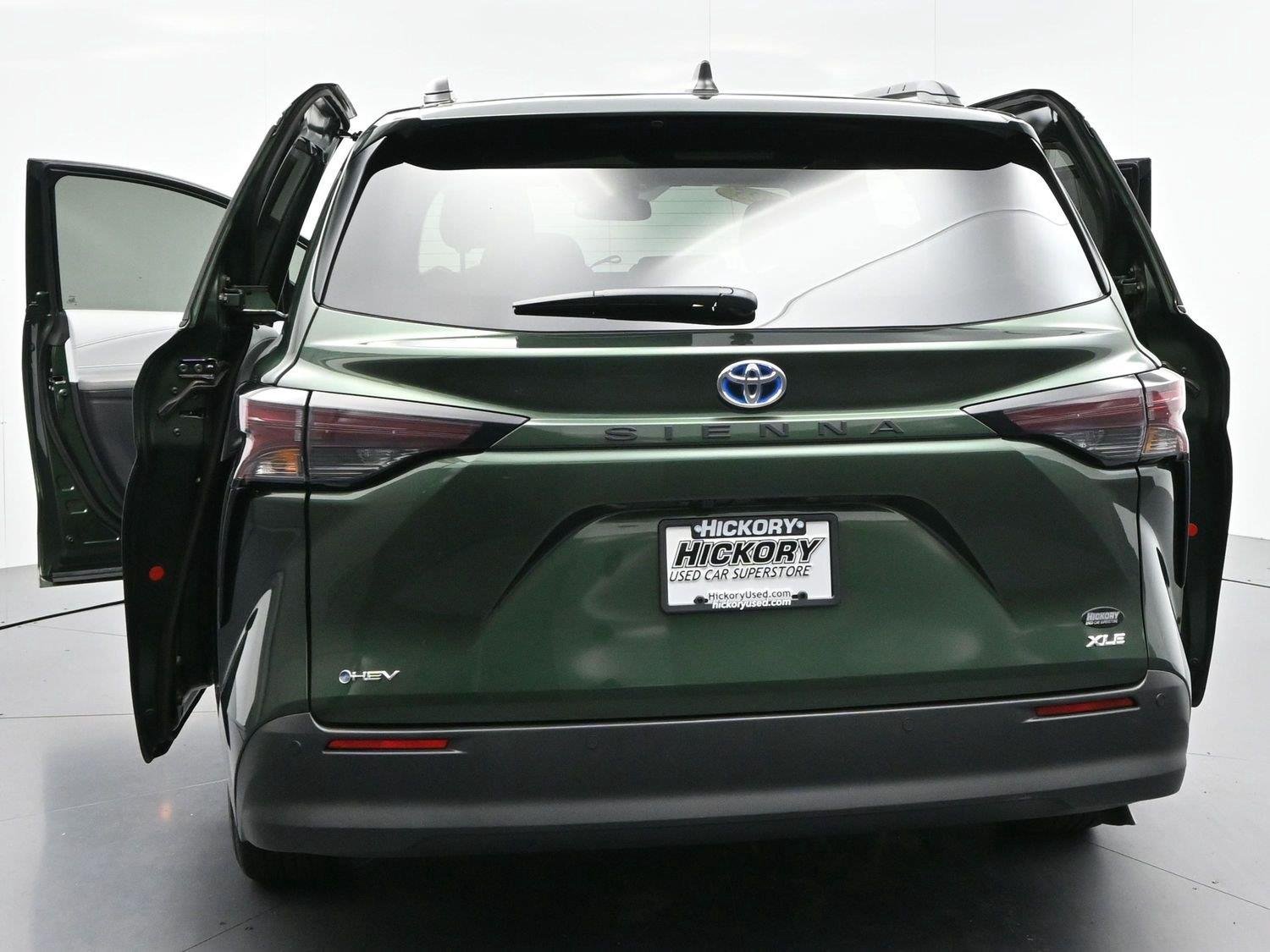 Used 2025 Cypress Toyota XLE 8-Passenger image 46