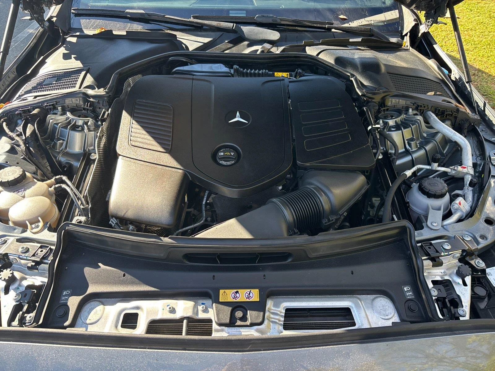 Used 2022 Graphite Grey Metallic Mercedes-Benz C 300 image 9