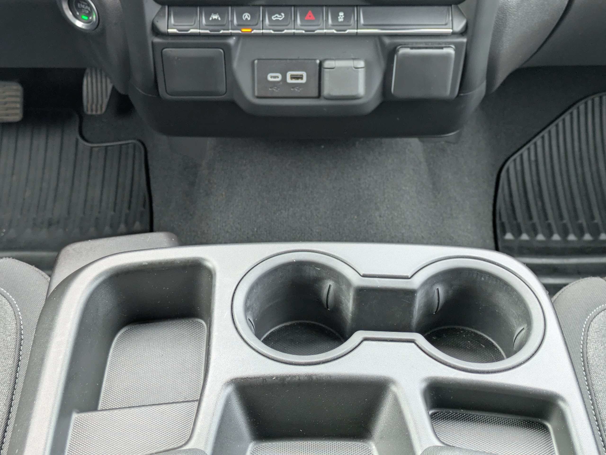 Used 2024 Summit White Chevrolet Custom image 19