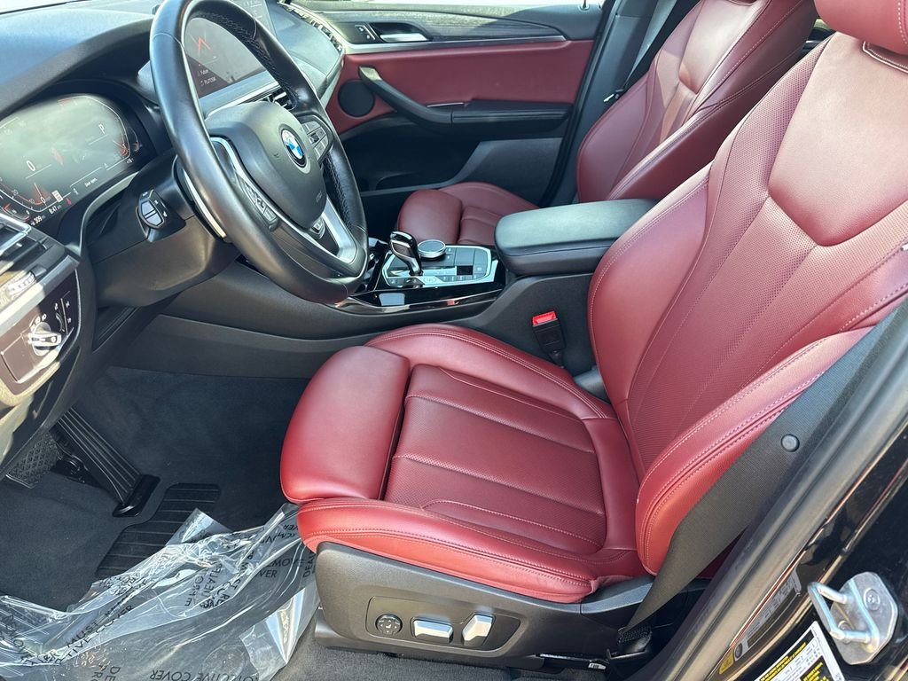 Used 2023 Black Sapphire Metallic BMW sDrive30i image 22