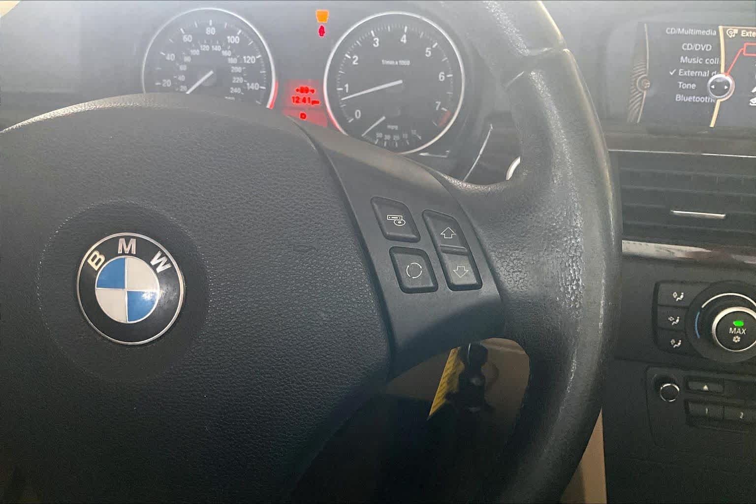 Used 2011 Jet Black BMW 328i image 24