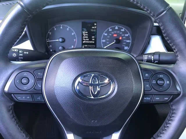 Used 2024 Ice Toyota SE image 27