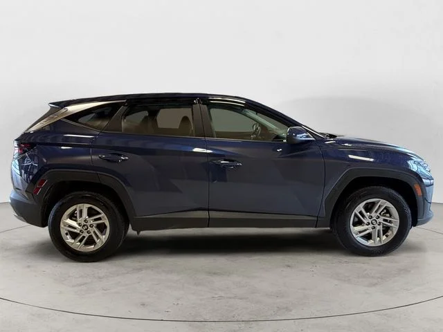 Used 2025 Blue Hyundai SE image 6