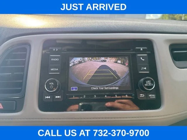 Used 2020 Platinum White Pearl Honda LX image 11