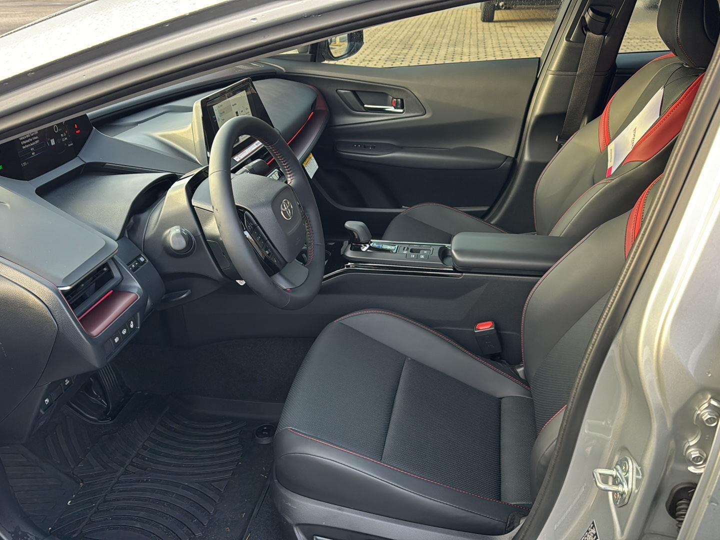 New 2025 Cutting Edge Toyota XSE image 8