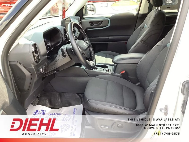 Used 2022 White Ford Badlands image 23
