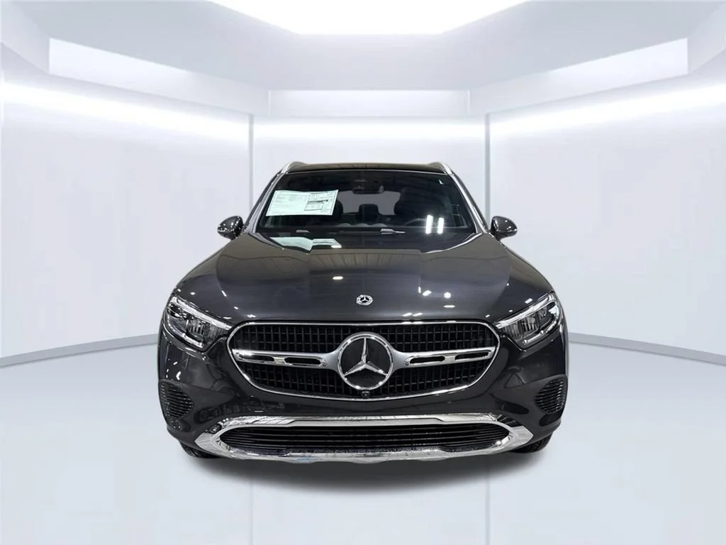 New 2027 Graphite Grey Metallic Mercedes-Benz GLC 300 image 6