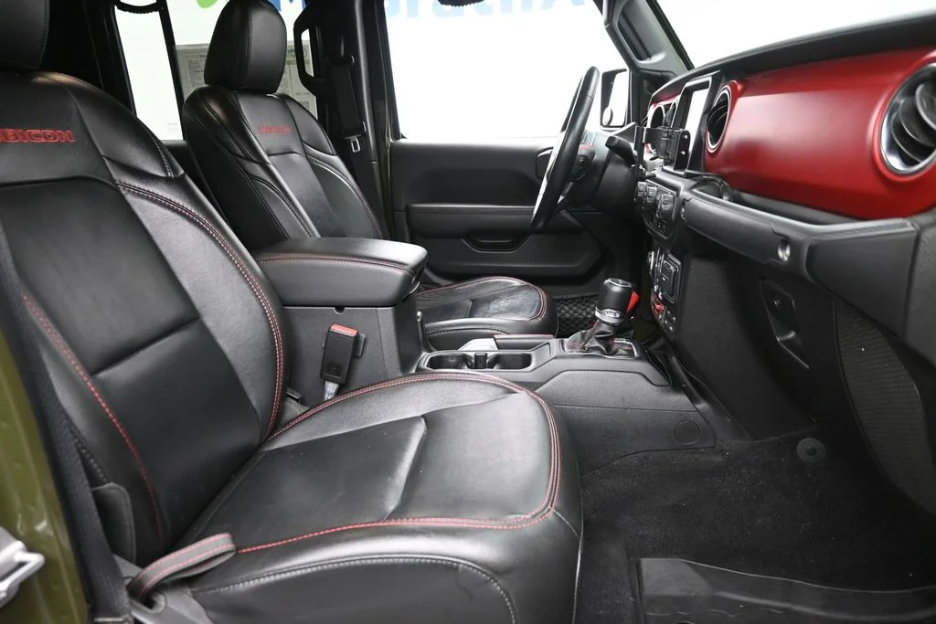 Certified Used 2021 Green Jeep Rubicon image 9