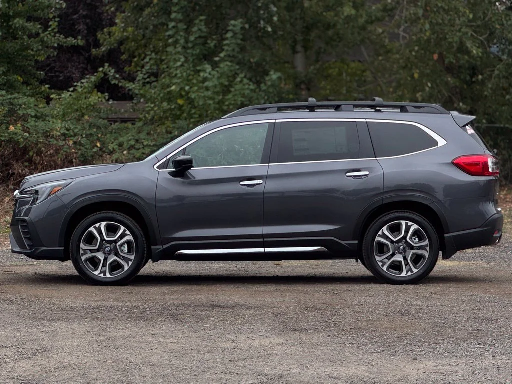New 2027 MAGNETITE GRAY METALLIC Subaru Touring 7-Passenger image 5