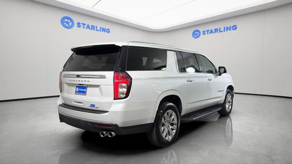 Used 2021 IRIDESCENT PEARL TRICOAT Chevrolet Premier image 8
