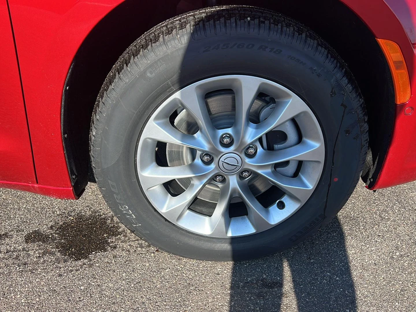 New 2026 Red Hot Pearl-Coat Exterior Paint Chrysler Select image 9
