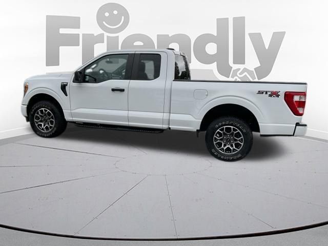 Used 2021 White Ford XL image 7