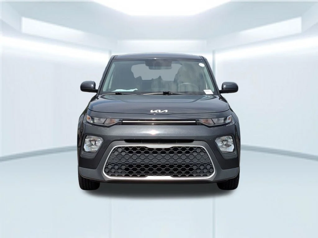 Used 2022 Gray Kia LX image 10