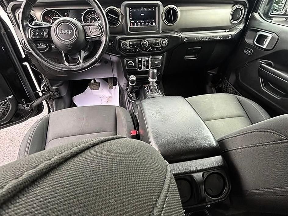Used 2019 Black Jeep Unlimited Sport S image 3