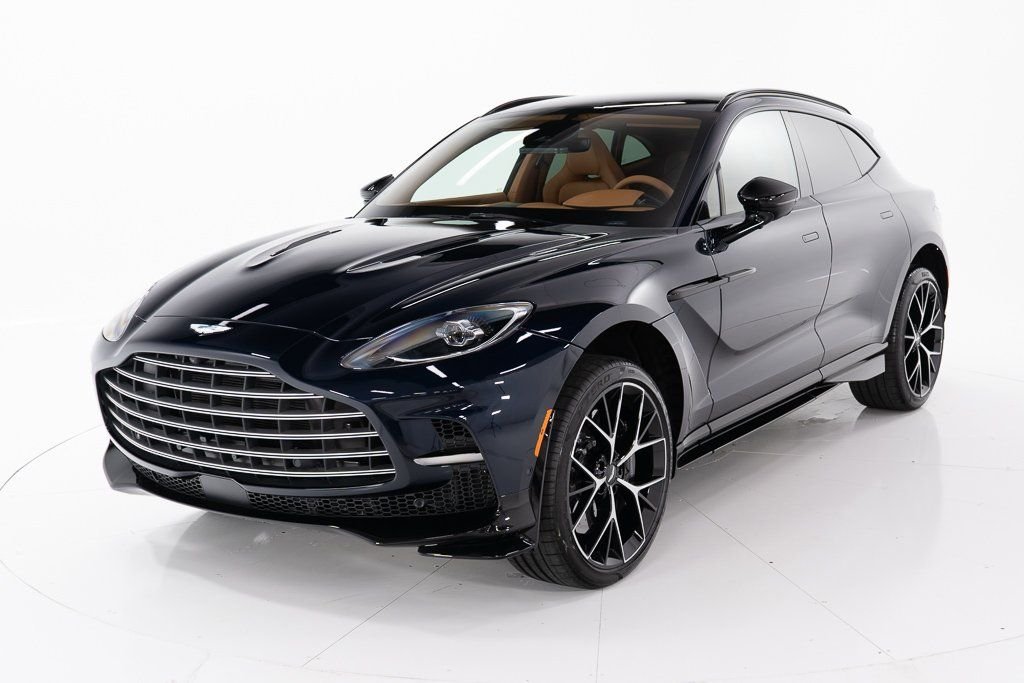 2026 Aston Martin DBX 707