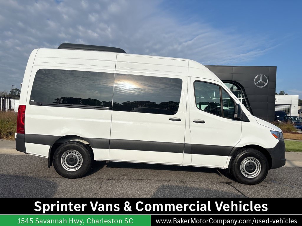 Used 2024  Mercedes-Benz Passenger 144 WB image 2