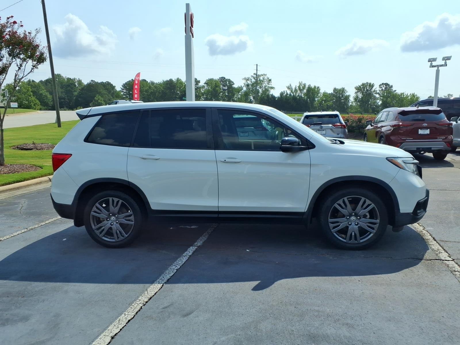 Used 2021 Platinum White Pearl Honda EX-L image 13