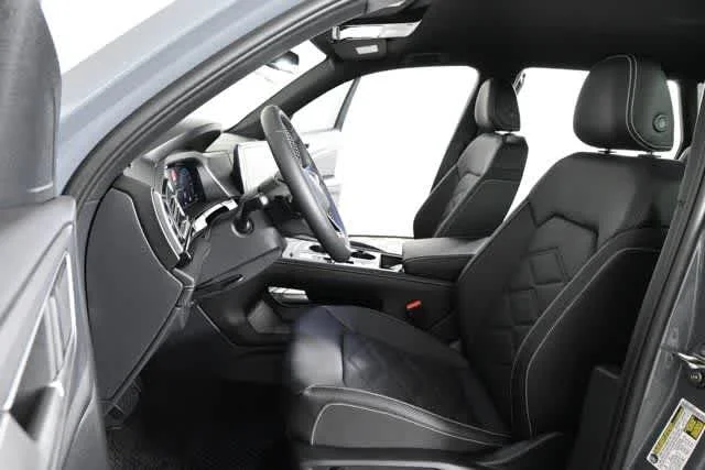 2026 Volkswagen Atlas Cross Sport SE w/Tech - Photo 31