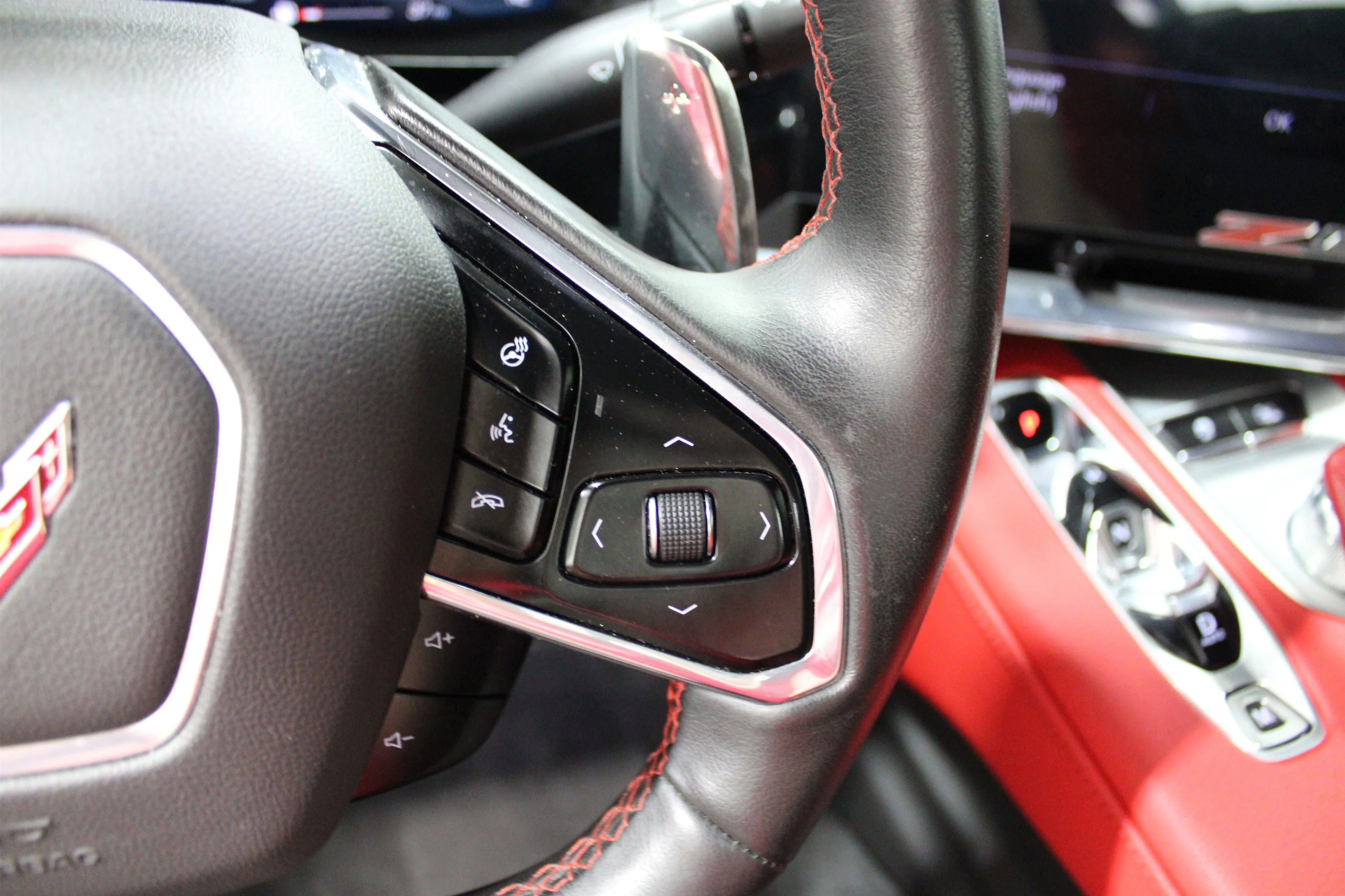 2023 Chevrolet Corvette 2LT - Photo 11