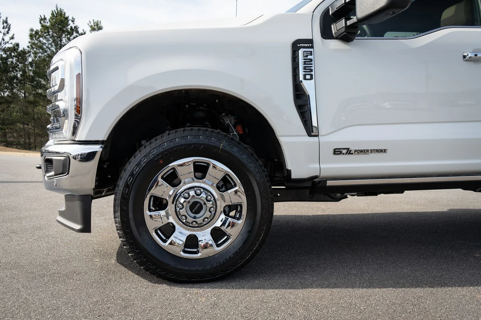 New 2026 Star White Metallic Tri-Coat Ford F-250® Lariat® image 12
