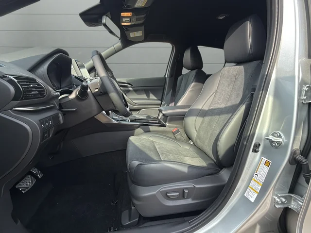 New 2026 Silver Mitsubishi Black Edition image 15
