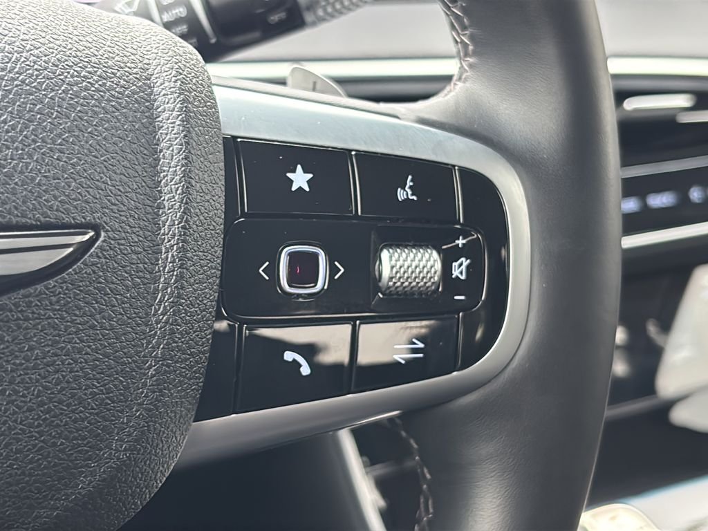 2026 GENESIS GV70 - Photo 23
