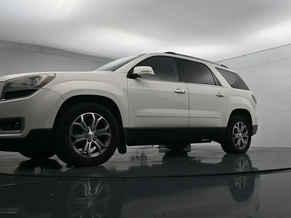 Used 2013 White GMC SLT-1 image 19