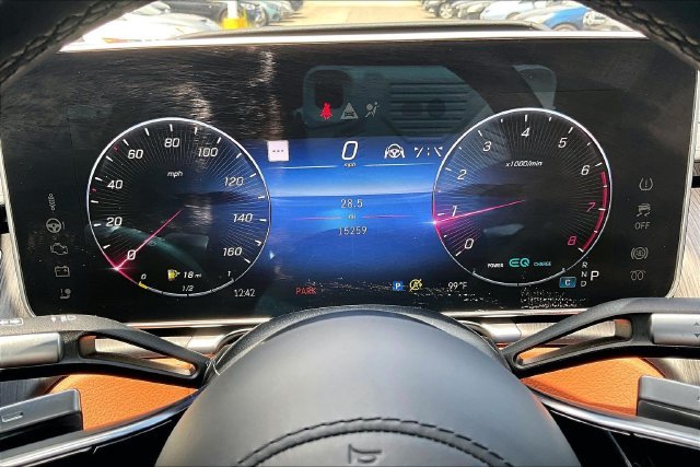 Used 2022 Black Mercedes-Benz S 580 image 22