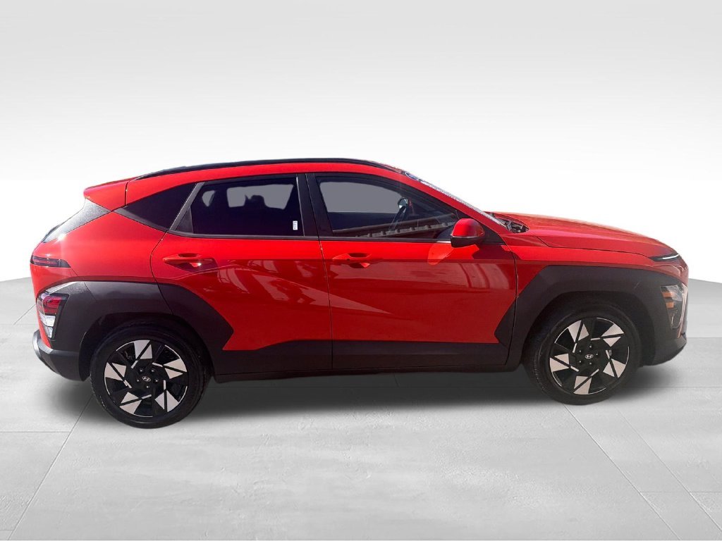 Used 2025 Orange Hyundai SEL image 6