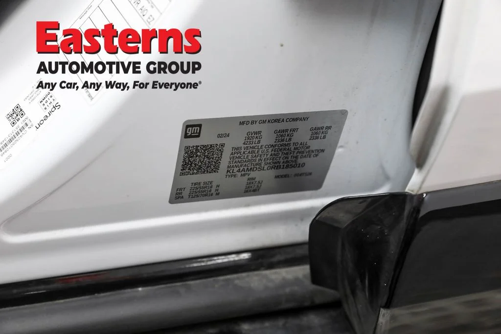 Used 2024 White Buick Sport Touring image 34
