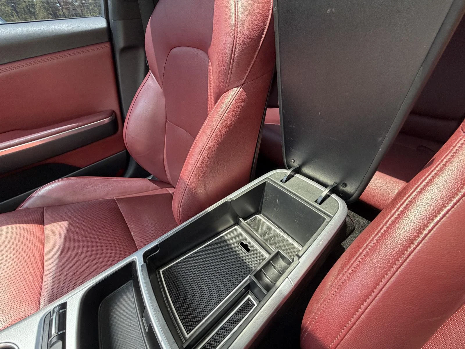 Used 2022 Snow White Pearl Kia GT1 image 14