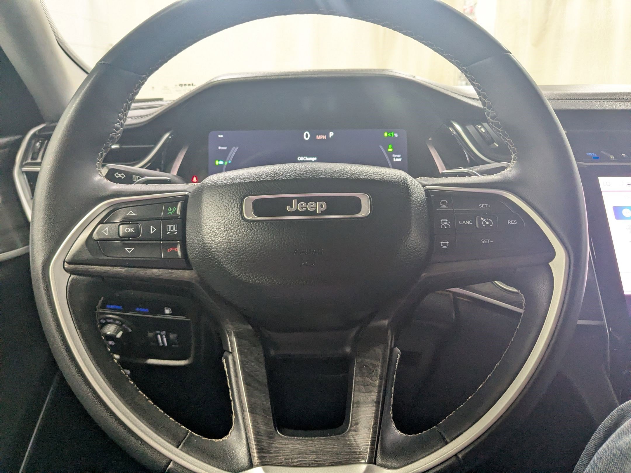 Used 2022 Diamond Black Crystal Pearlcoat Jeep 4xe image 11
