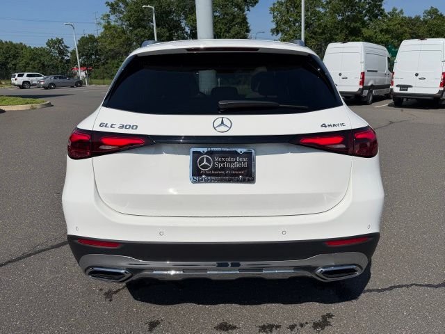 Used 2026 White Mercedes-Benz GLC 300 image 6