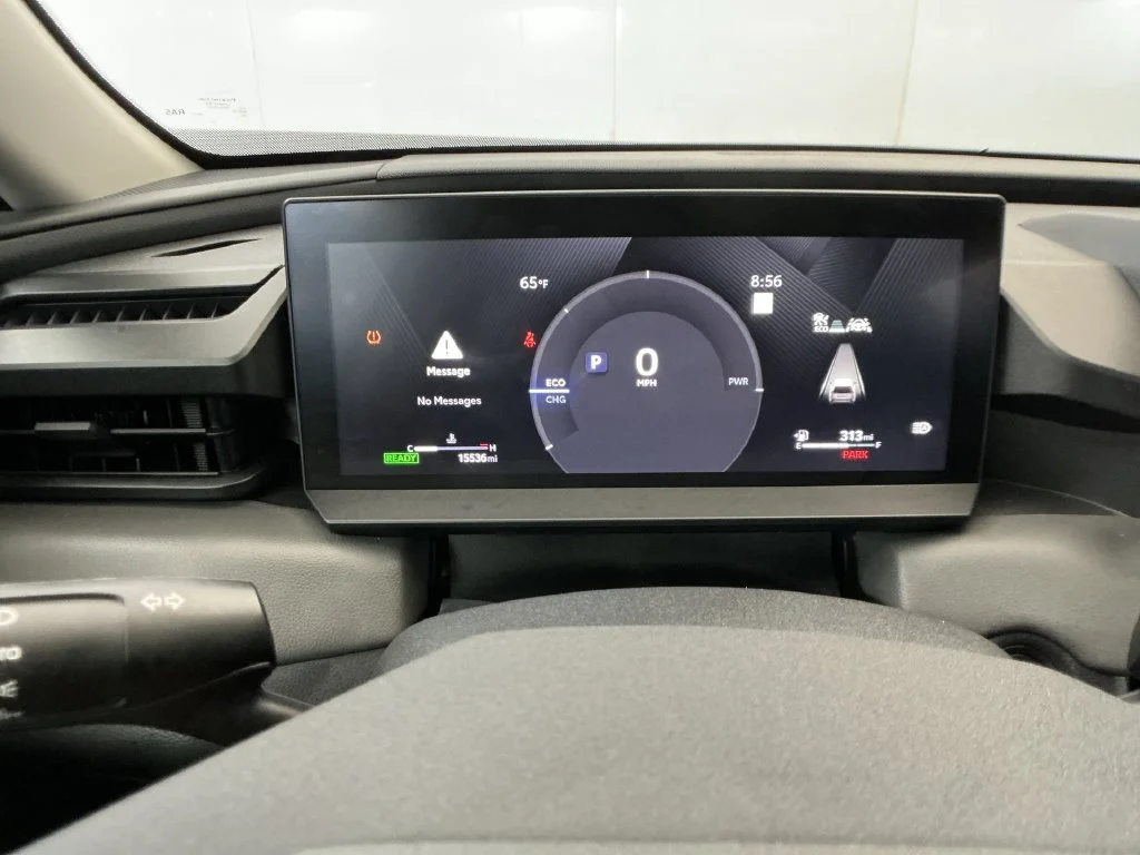 Used 2026 Ice Cap Toyota XLE Premium image 27