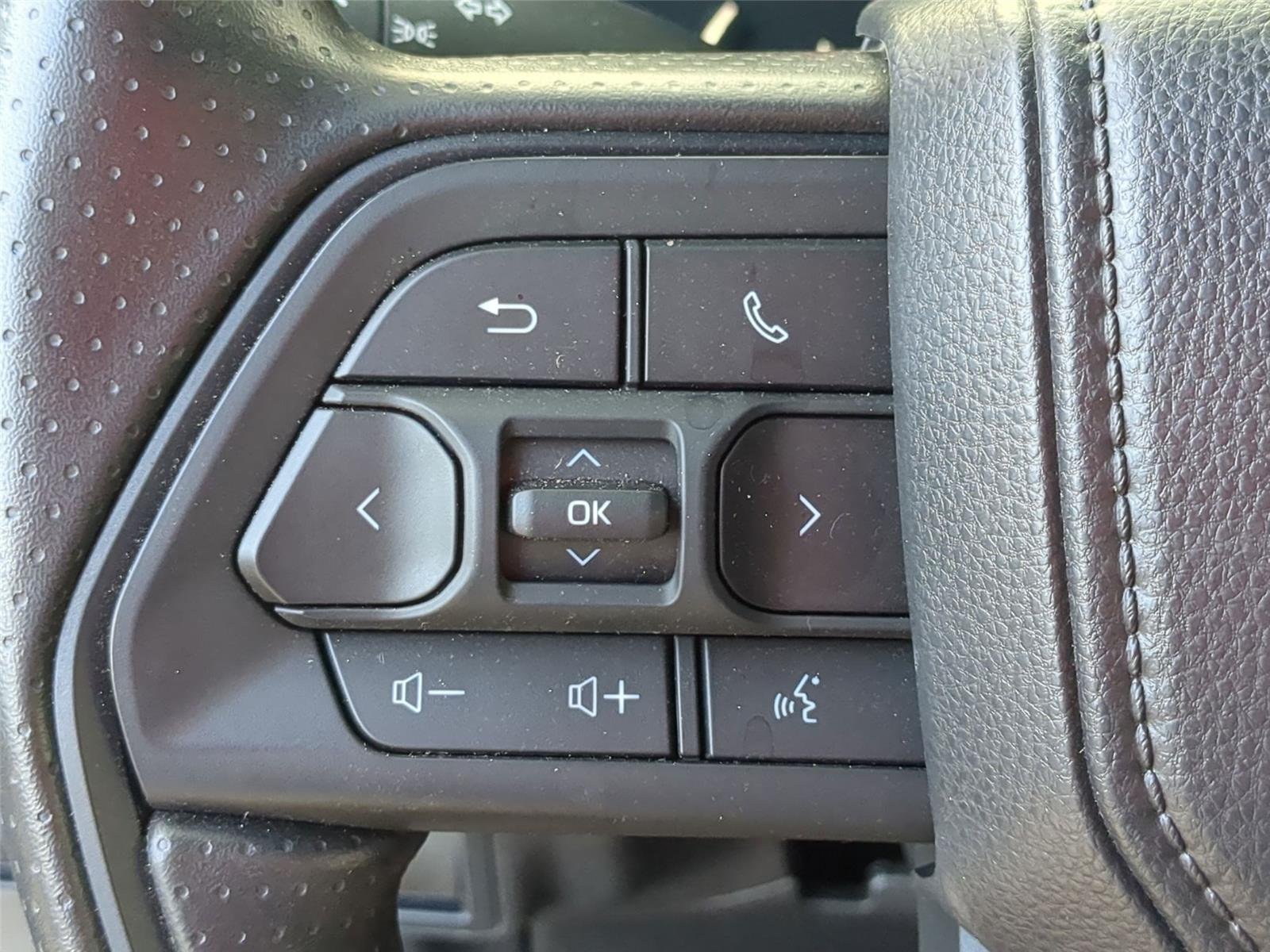 Used 2026 Ice Cap Toyota SR image 19