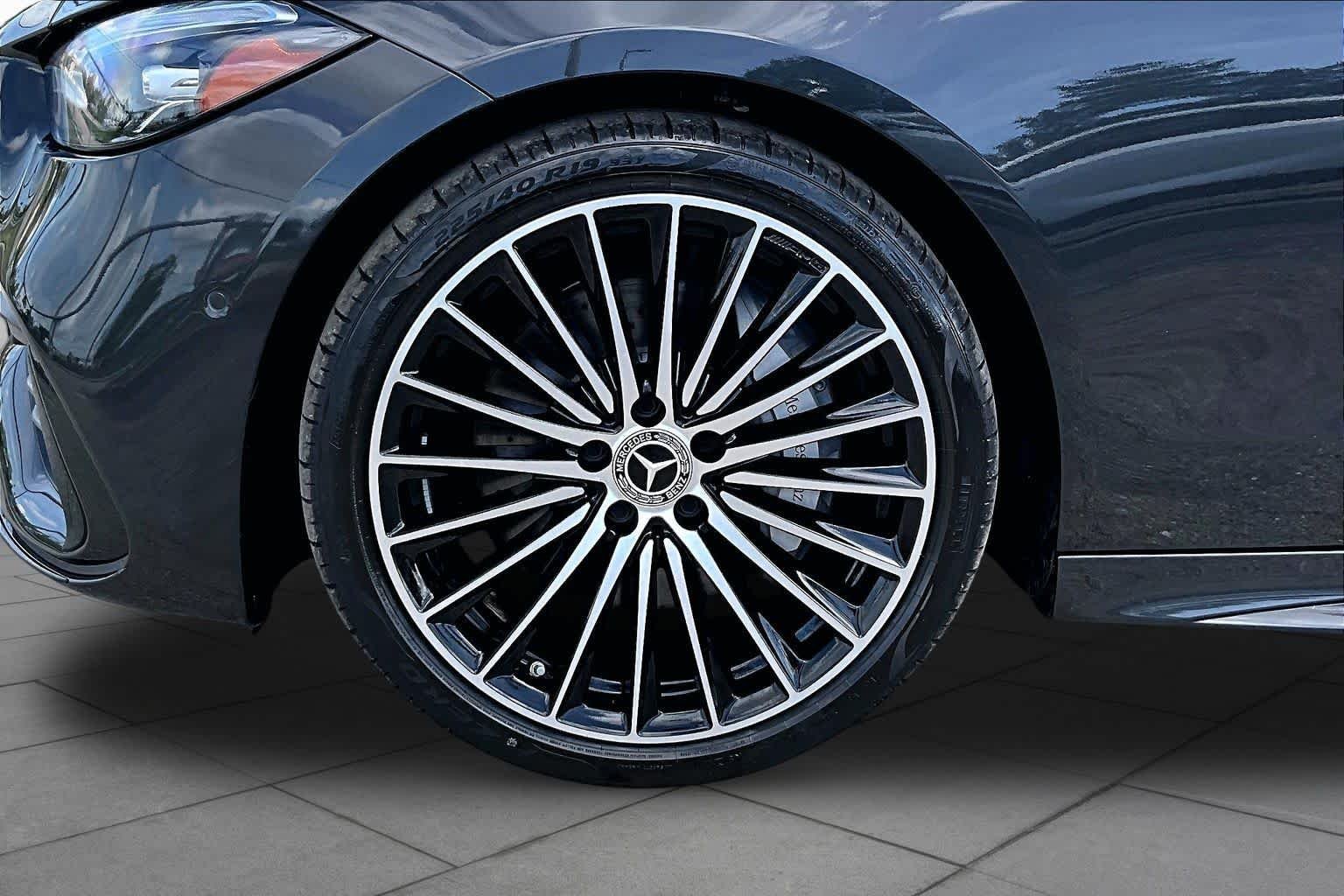 Used 2024 Graphite Grey Metallic Mercedes-Benz C 300 image 11