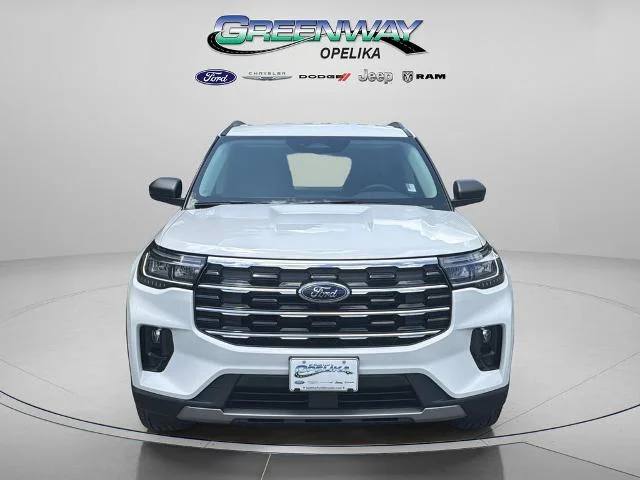 New 2026 Star White Metallic Tri-Coat Ford Active image 2