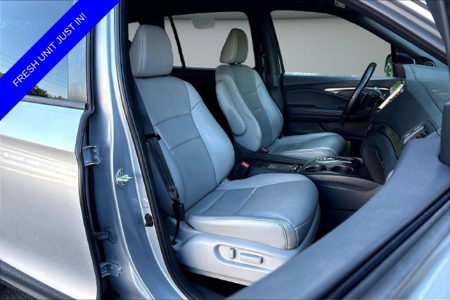 Used 2023 Gray Honda EX-L image 31