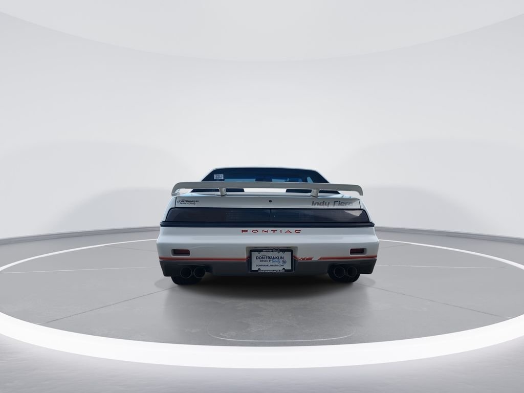 Used 1984  Pontiac SE image 7