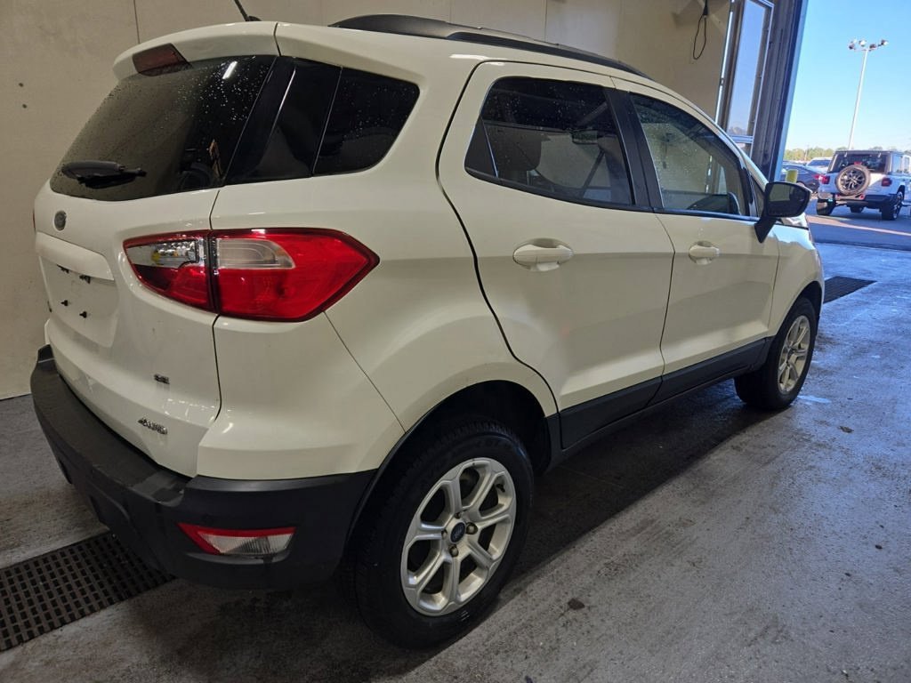 Used 2021 White Ford SE image 13