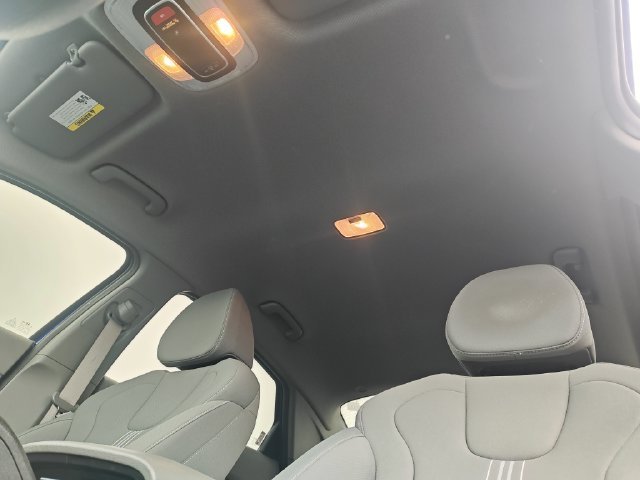 Certified Used 2023 Blue Hyundai SEL image 23