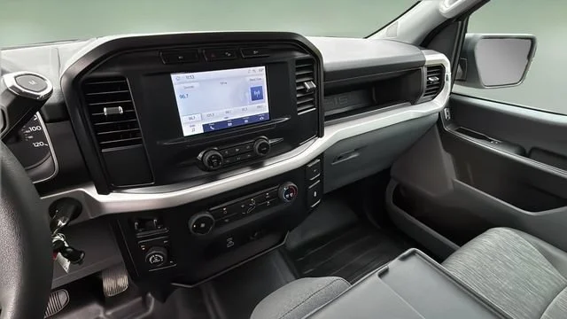 Used 2023 White Ford XL image 26