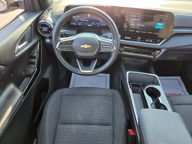Used 2025 Sterling Gray Metallic Chevrolet LT image 13